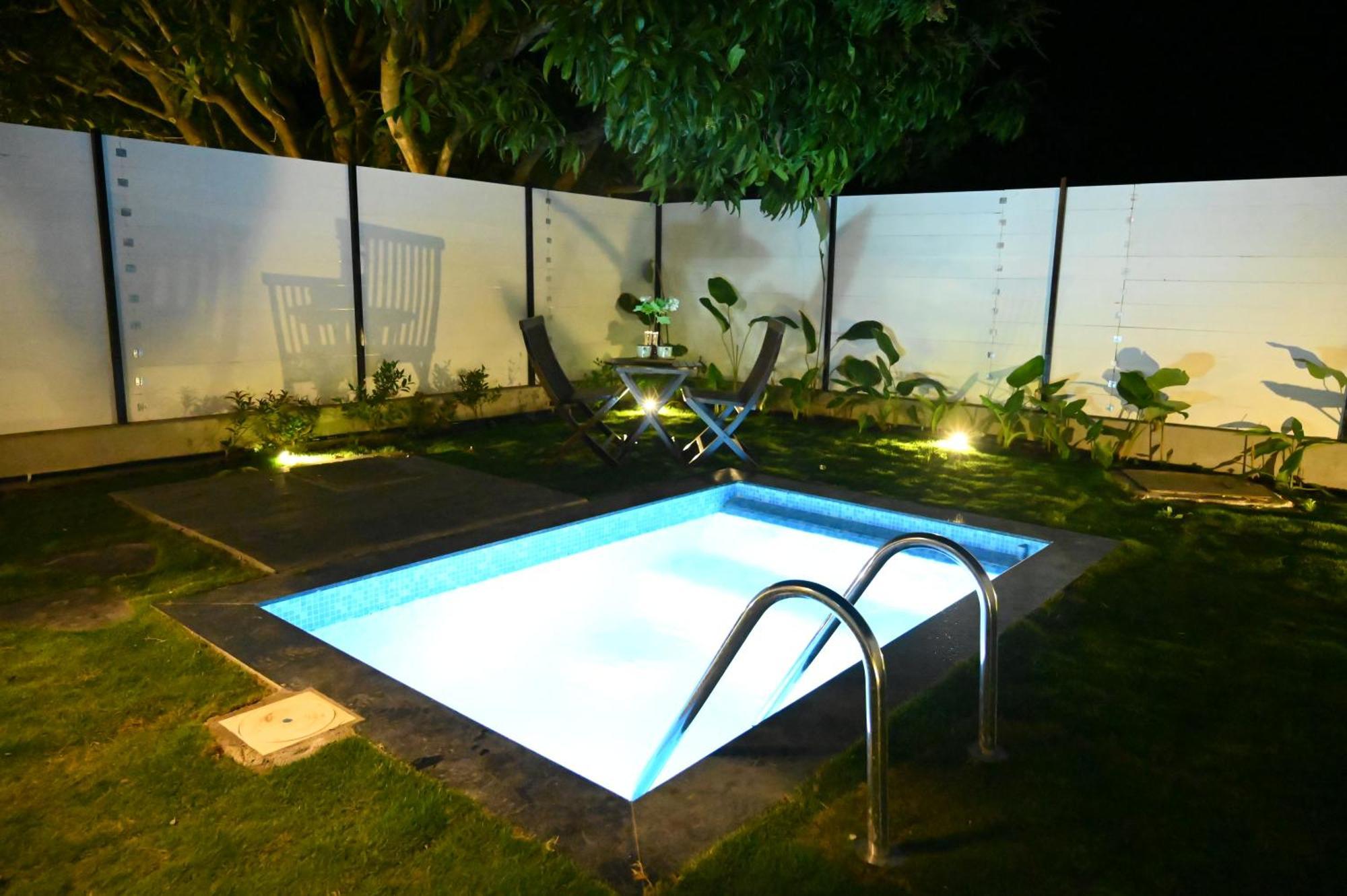 Aura Farms - Private Pool Cottages Rāmanagaram Zewnętrze zdjęcie