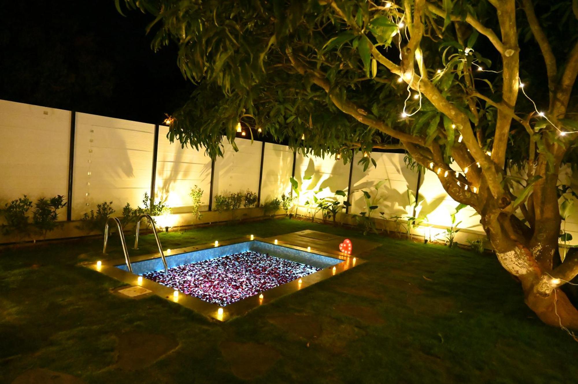 Aura Farms - Private Pool Cottages Rāmanagaram Zewnętrze zdjęcie