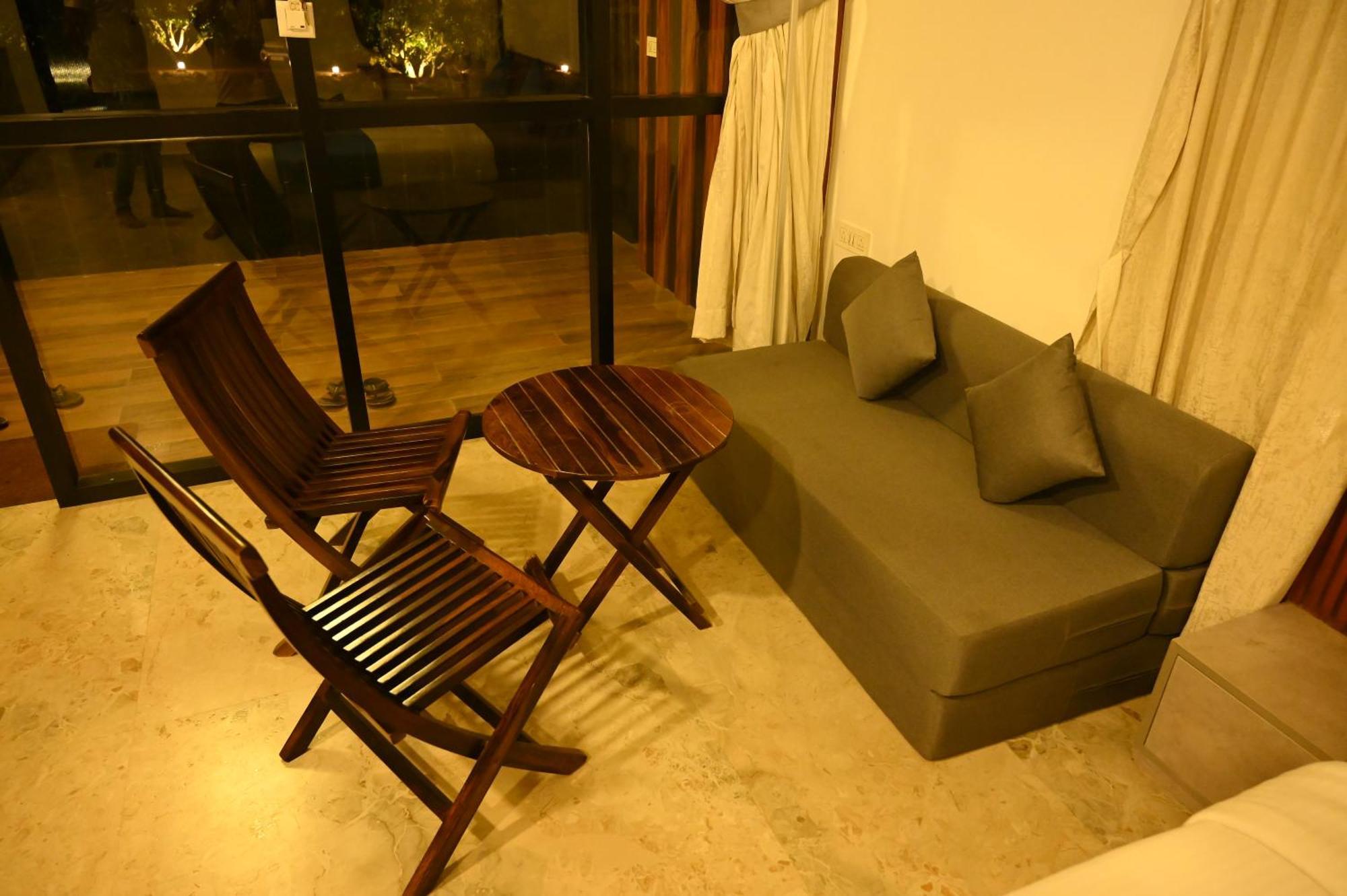 Aura Farms - Private Pool Cottages Rāmanagaram Zewnętrze zdjęcie