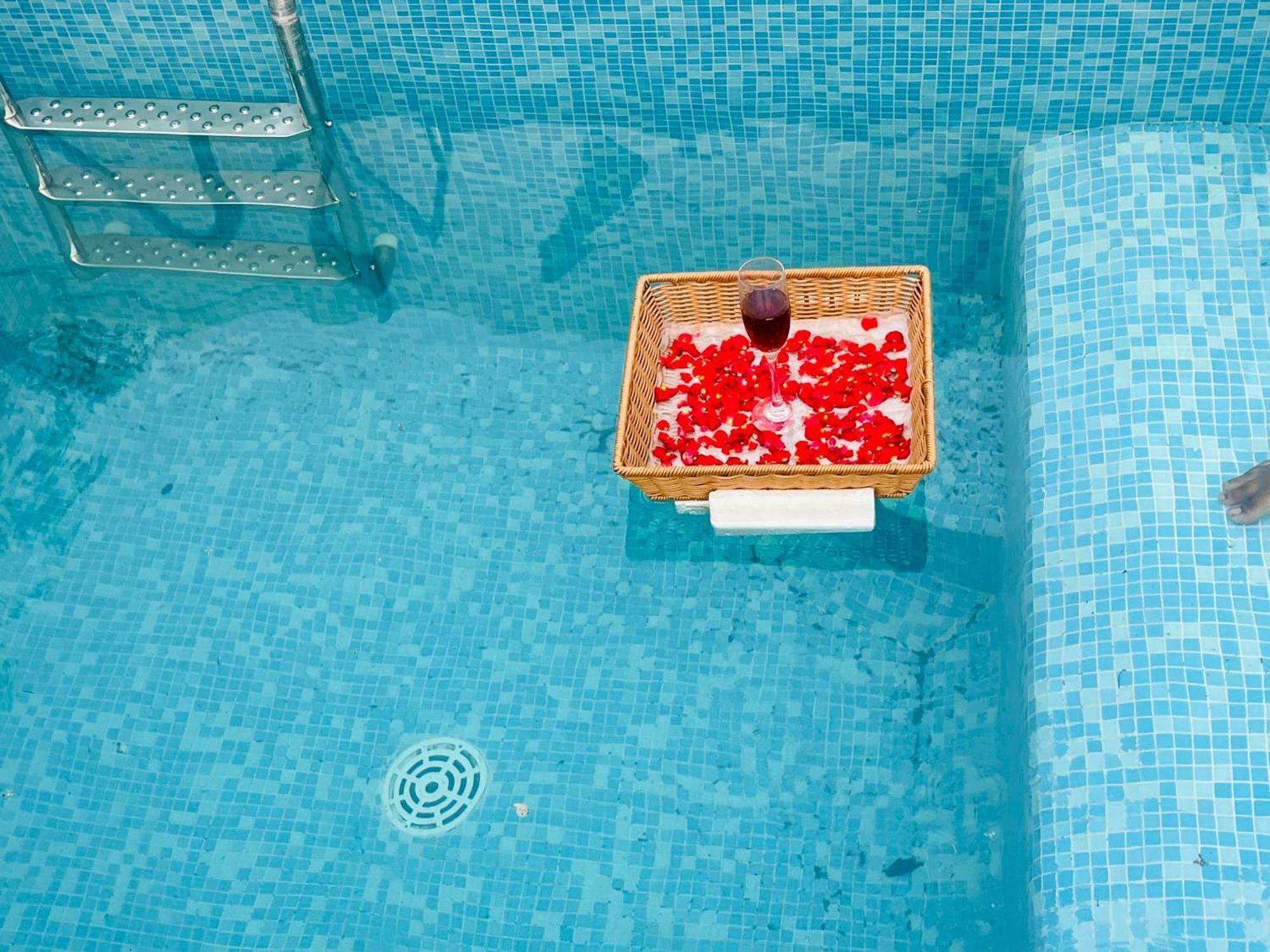 Aura Farms - Private Pool Cottages Rāmanagaram Zewnętrze zdjęcie